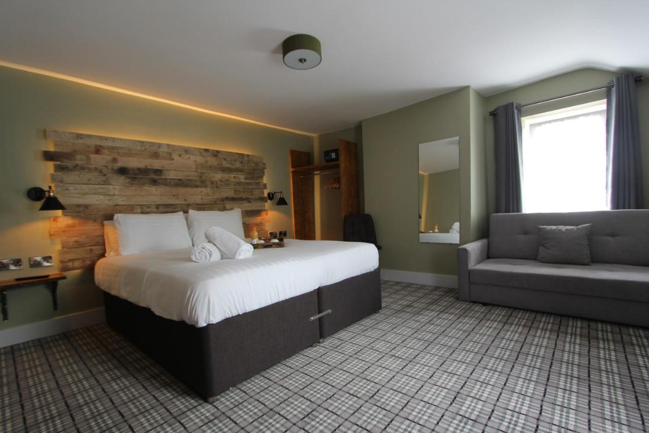 Tyr Winch Hotel Cardiff Bagian luar foto