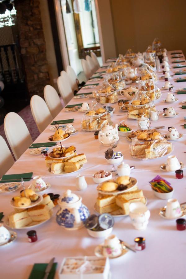 Tyr Winch Hotel Cardiff Bagian luar foto